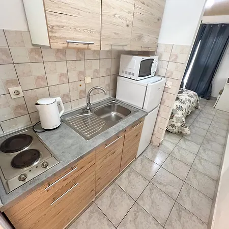 Pensión Natalika 3*