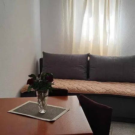 Natalika Guest house *