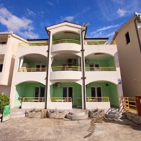 Natalika Guest house