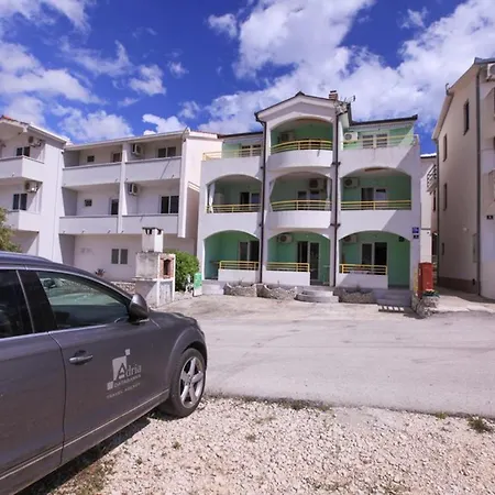 Guest house Natalika Podaca